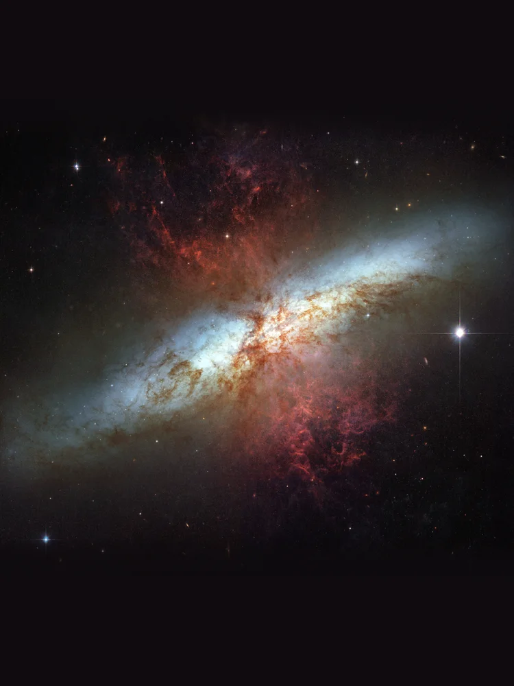 Quadro Galáxia do Charuto, Telescópio Hubble · NASA